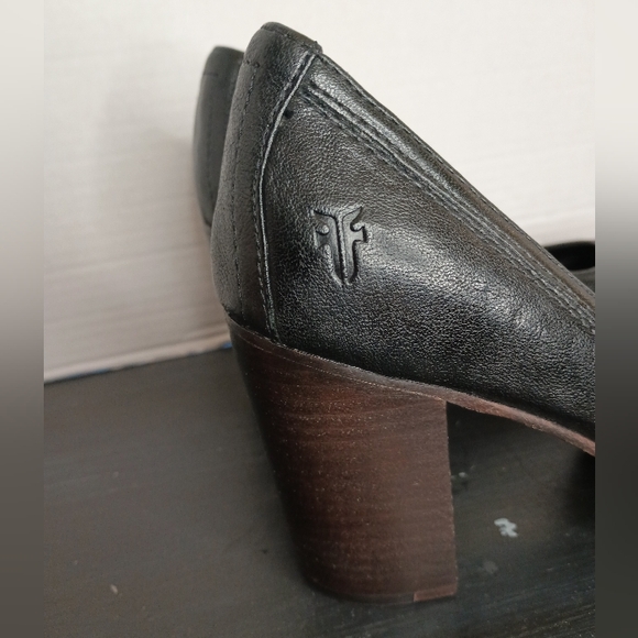Frye Womens Carson Pump Block Heels Size 8 Black Wood Leather Academia - Picture 4 of 11